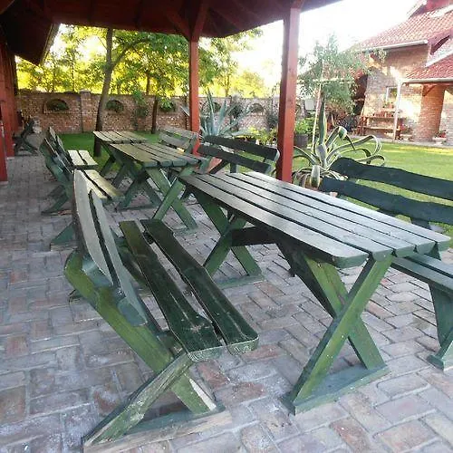 Palya Vendeghaz Апартаменты